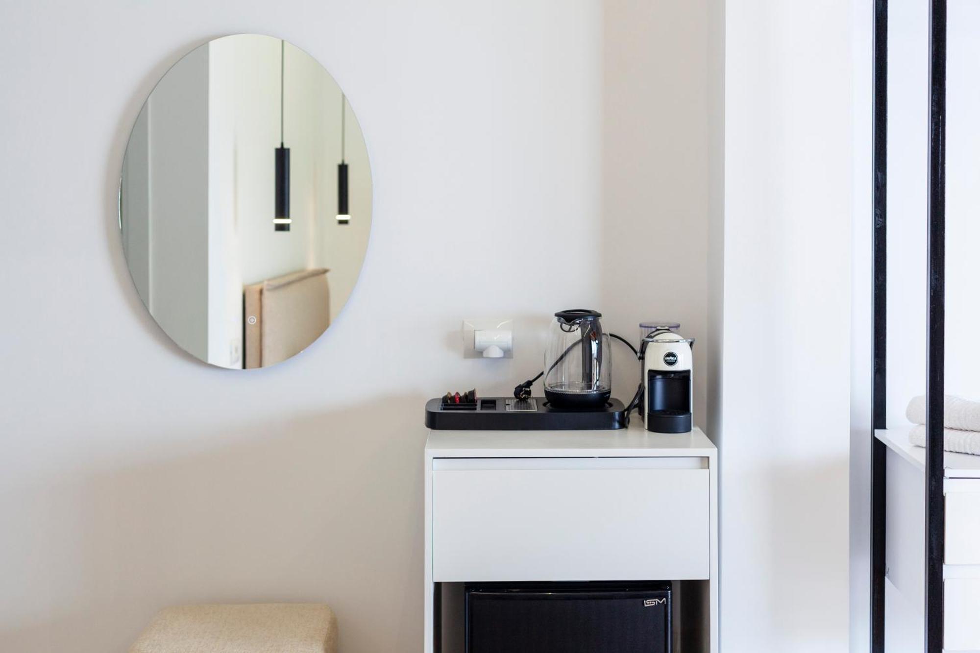 Ionio Rooms Himare Esterno foto