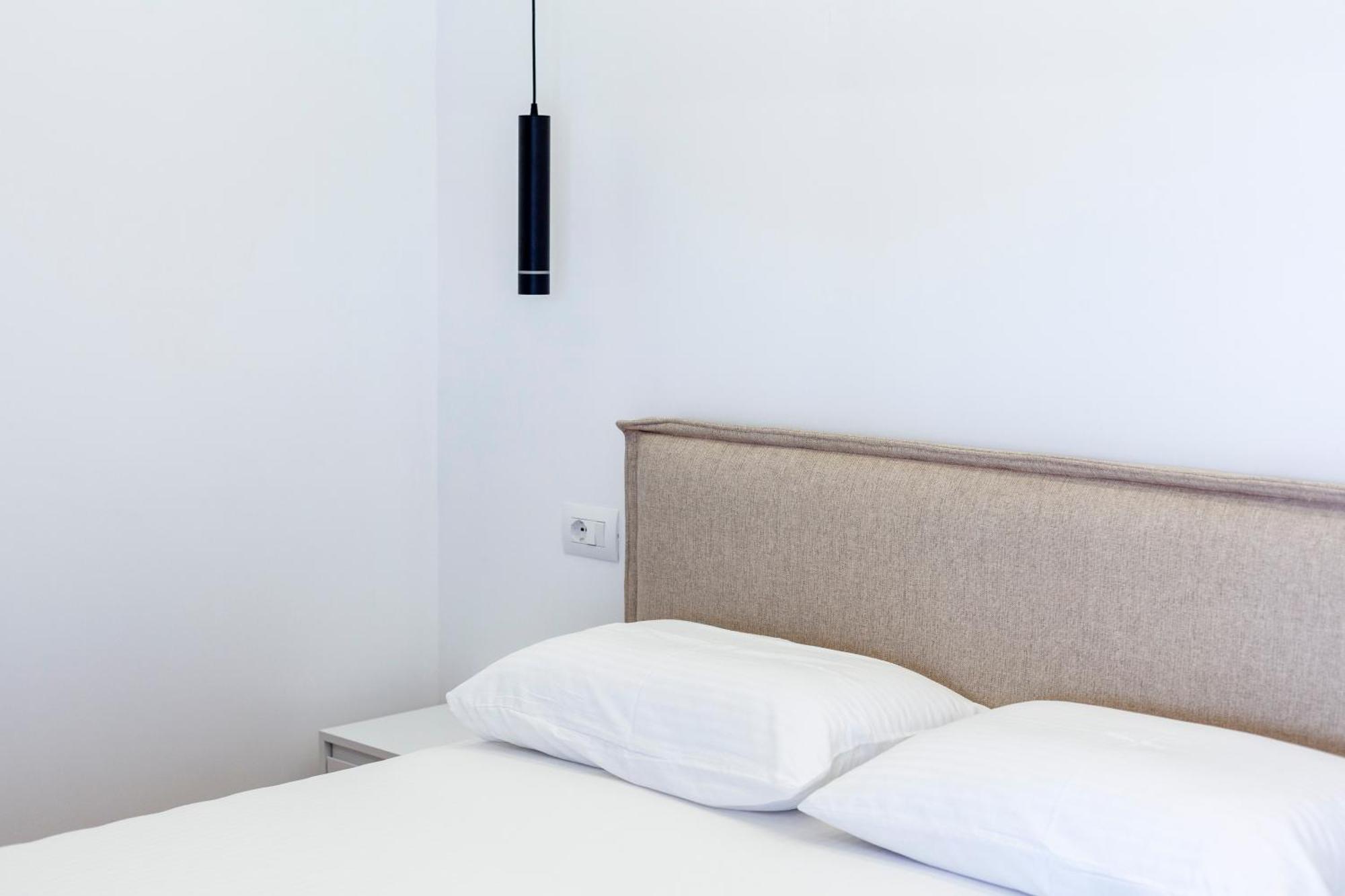 Ionio Rooms Himare Esterno foto