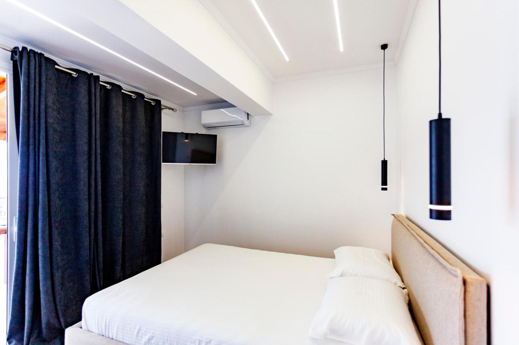 Ionio Rooms Himare Esterno foto