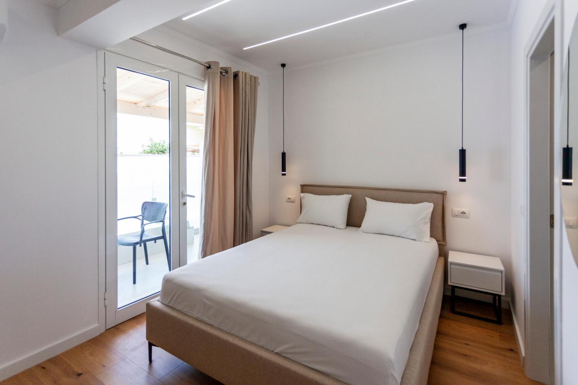 Ionio Rooms Himare Esterno foto