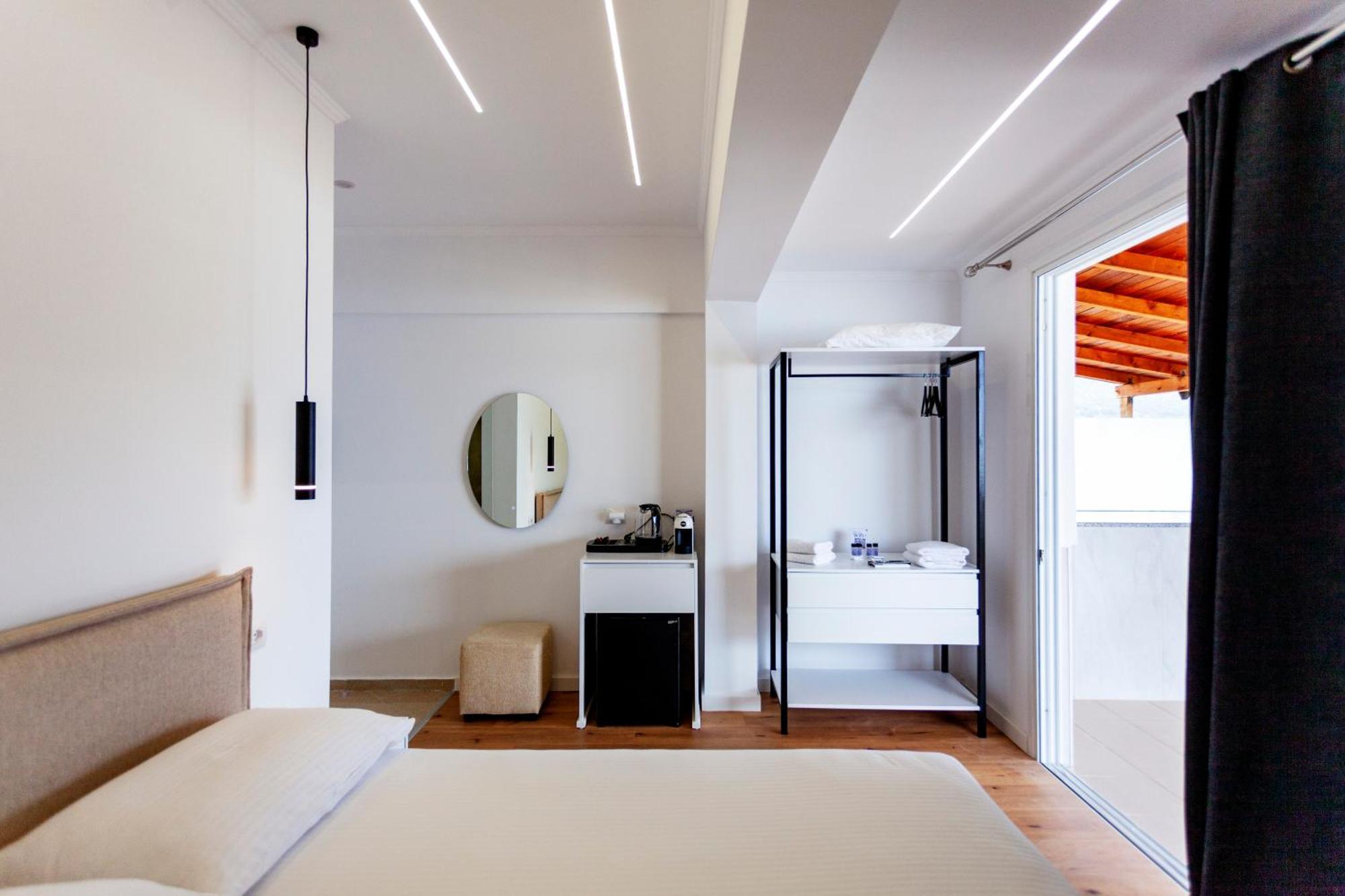 Ionio Rooms Himare Esterno foto